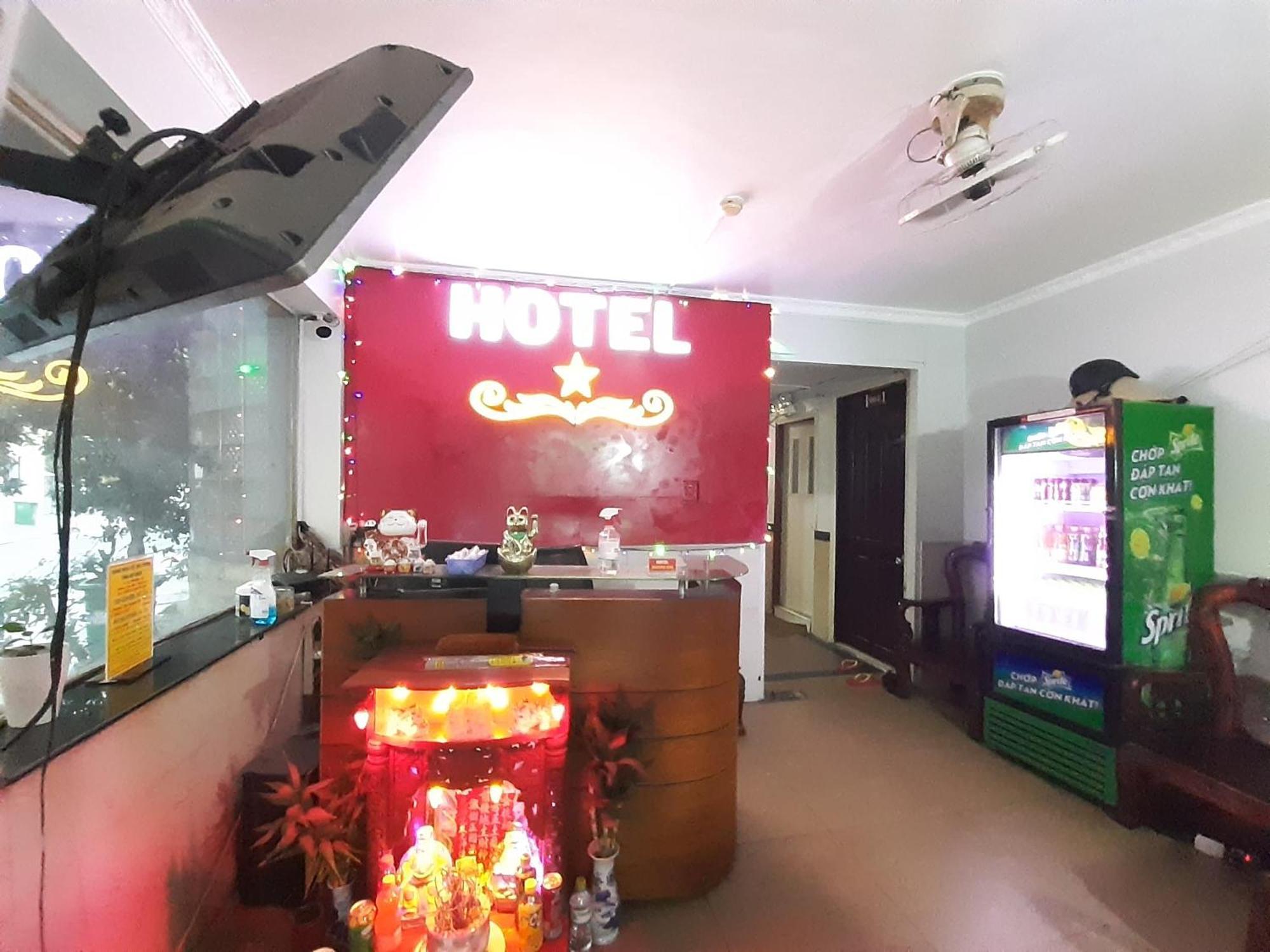 Khách sạn Oyo 1226 Hoang Gia TP. Hồ Chí Minh