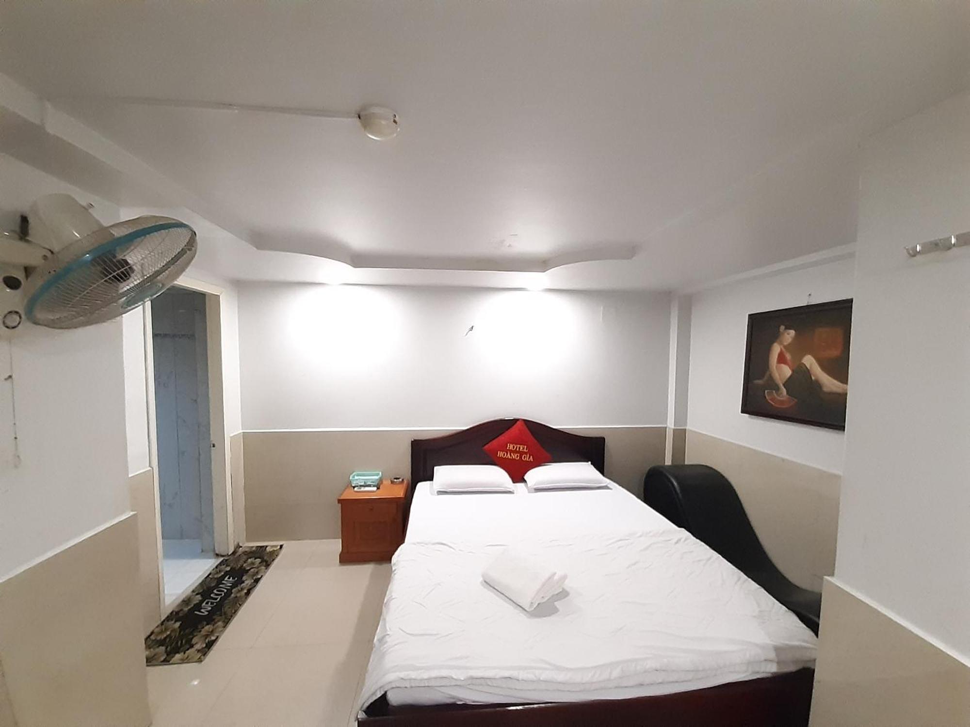 Oyo 1226 Hoang Gia 2* TP. Hồ Chí Minh