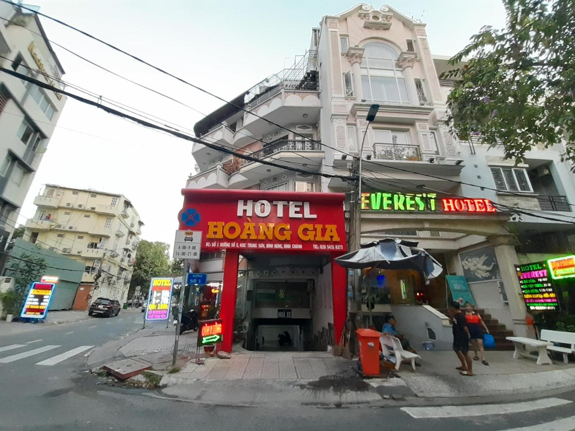 Oyo 1226 Hoang Gia Khách sạn TP. Hồ Chí Minh
