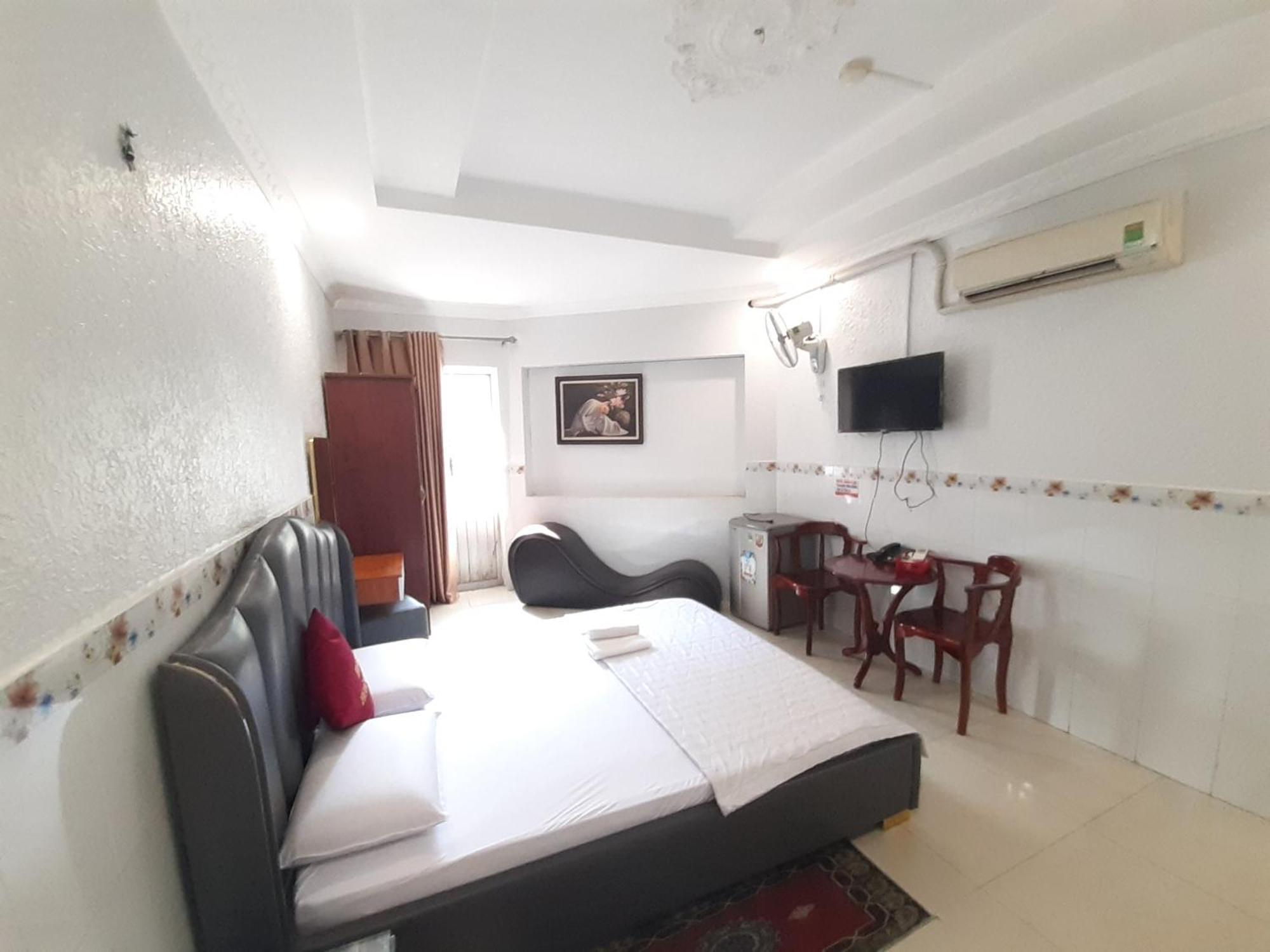 Oyo 1226 Hoang Gia TP. Hồ Chí Minh