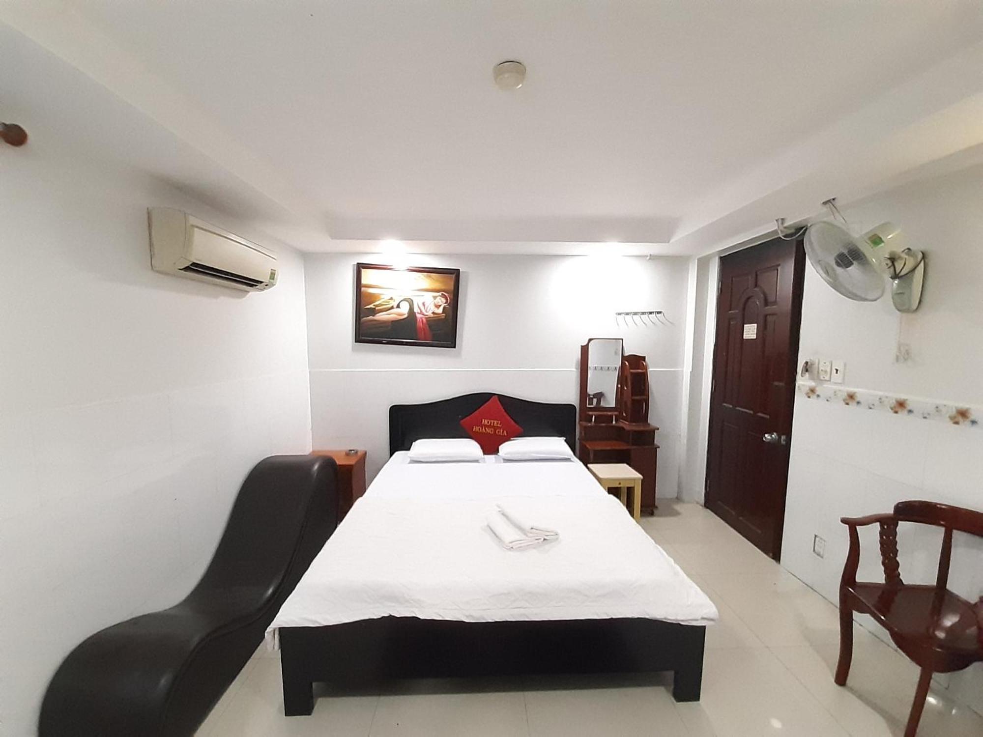 Oyo 1226 Hoang Gia Hotel Ho Chi Minh City